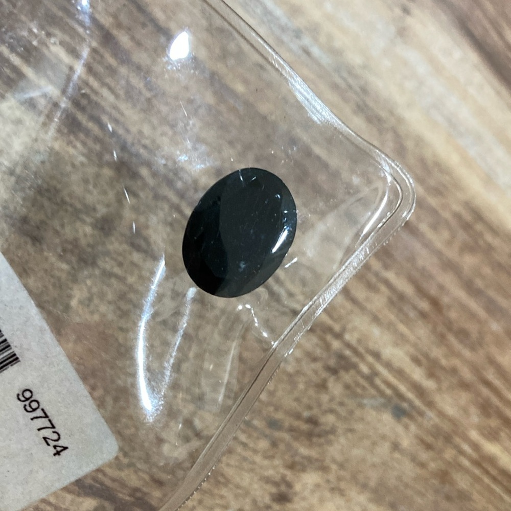 Large Black Spinel